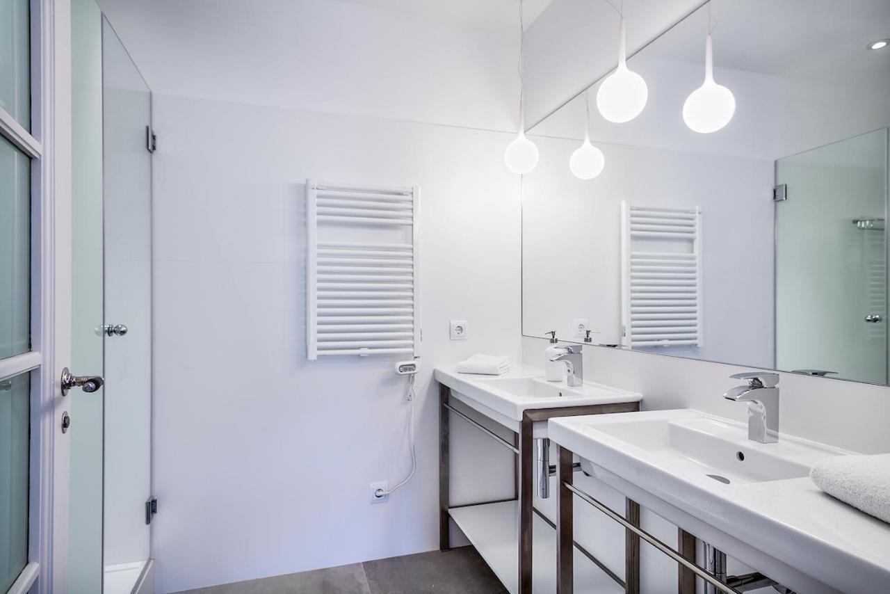 Apartamento Milton House Gran Via Barcelona Exterior foto